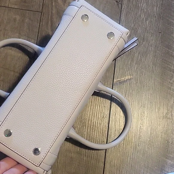 MK CARINE satchel - Picture 5 of 8